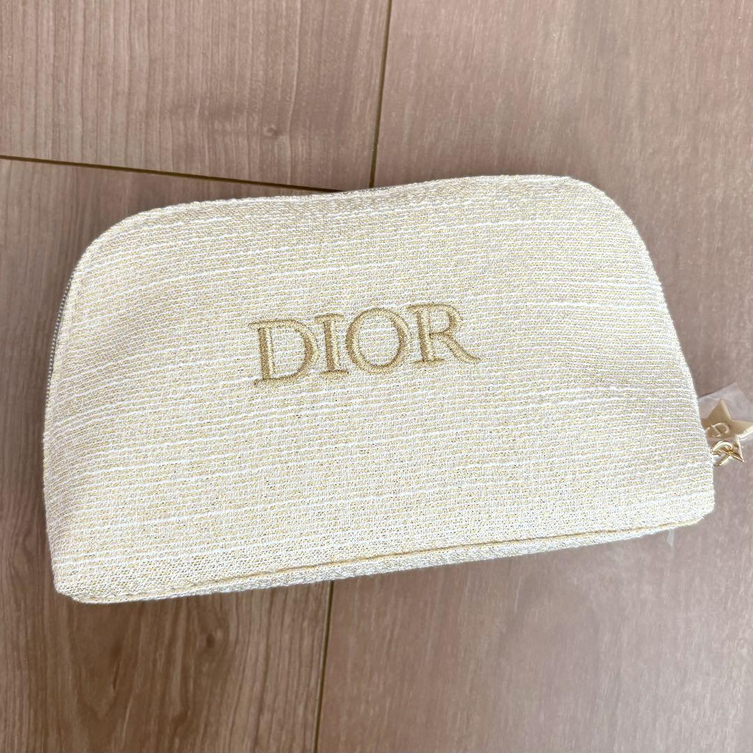 【未使用】ディオール　クリスマスコフレ2024 ビューティ&ケアセット