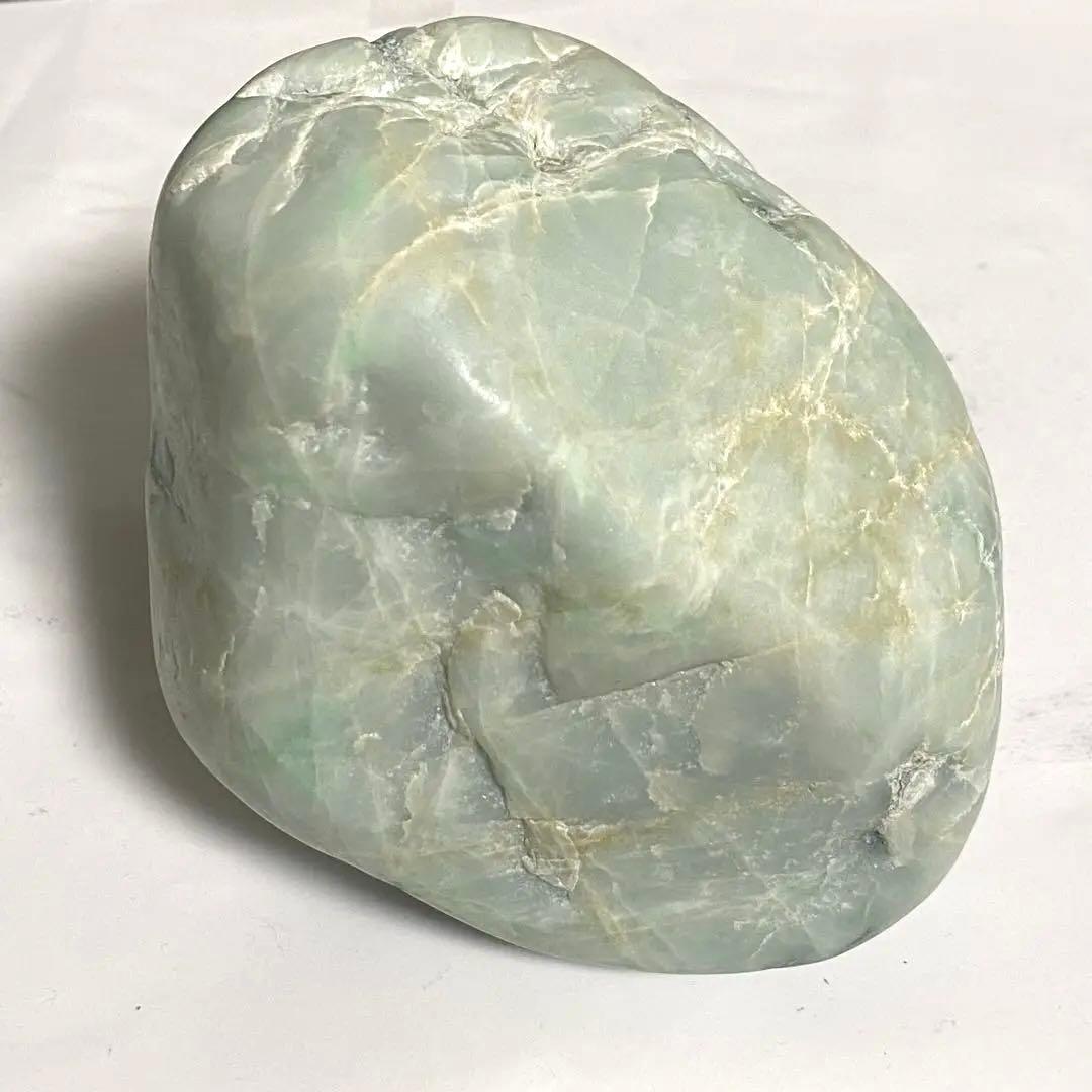 糸魚川翡翠　上質　白緑　小滝圧砕　1053g