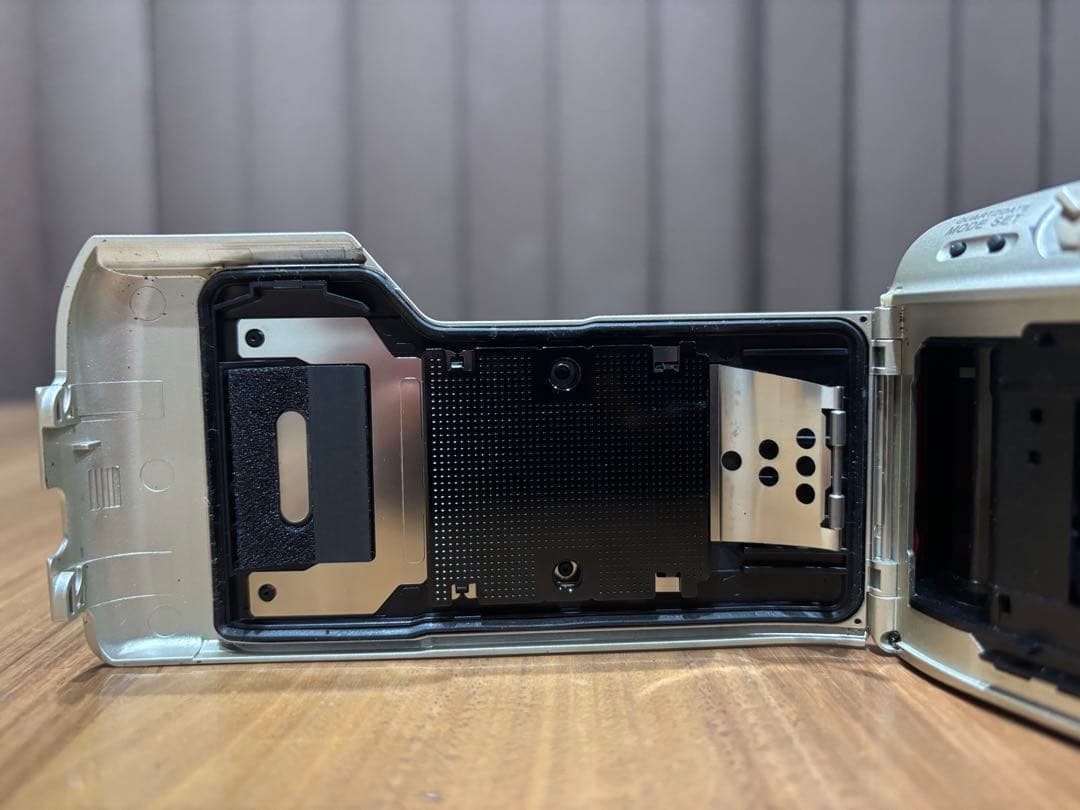 OLYMPUS μ (ミュー) - II 170VF コンパクトフィルムカメラ