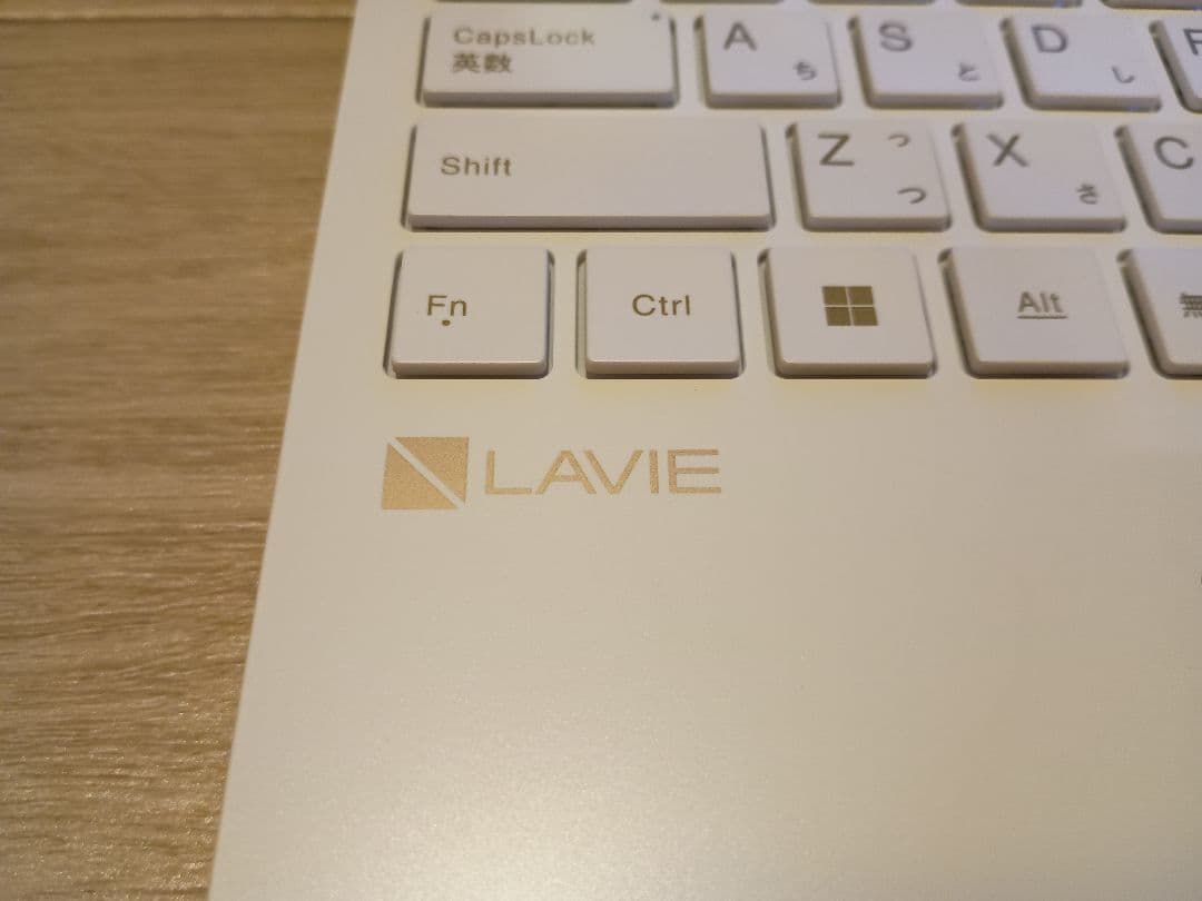 NEC LAVIE ホワイト ノートPCpc-N1550GAW-HE