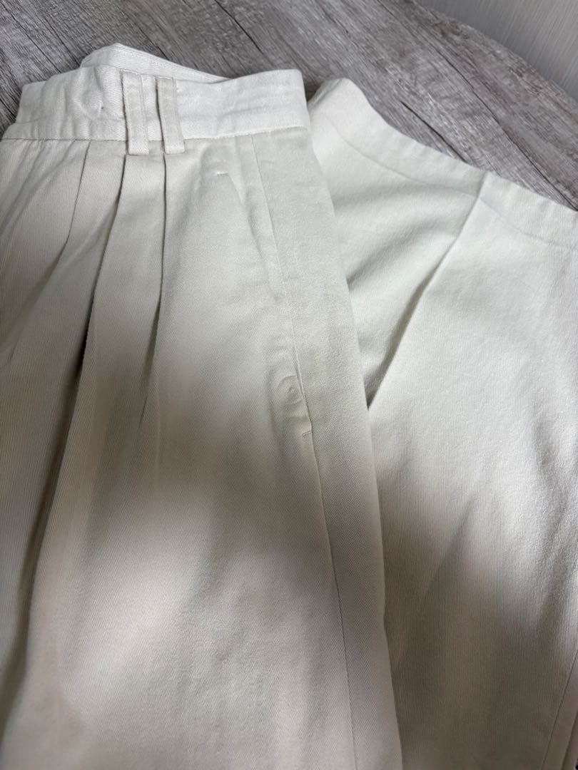 ロク　ベージュ　コットンレーヨンタックパンツ　34サイズ　M相当