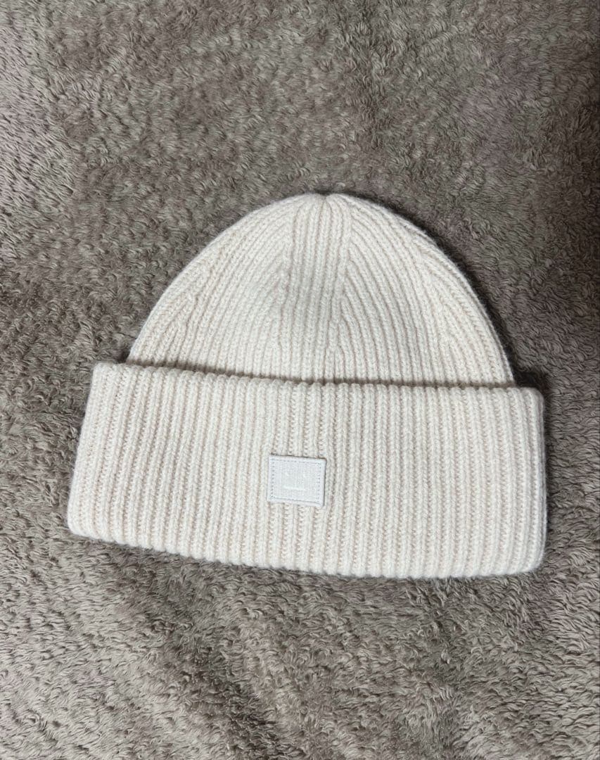 Acne Studios スモールFACEロゴビーニー