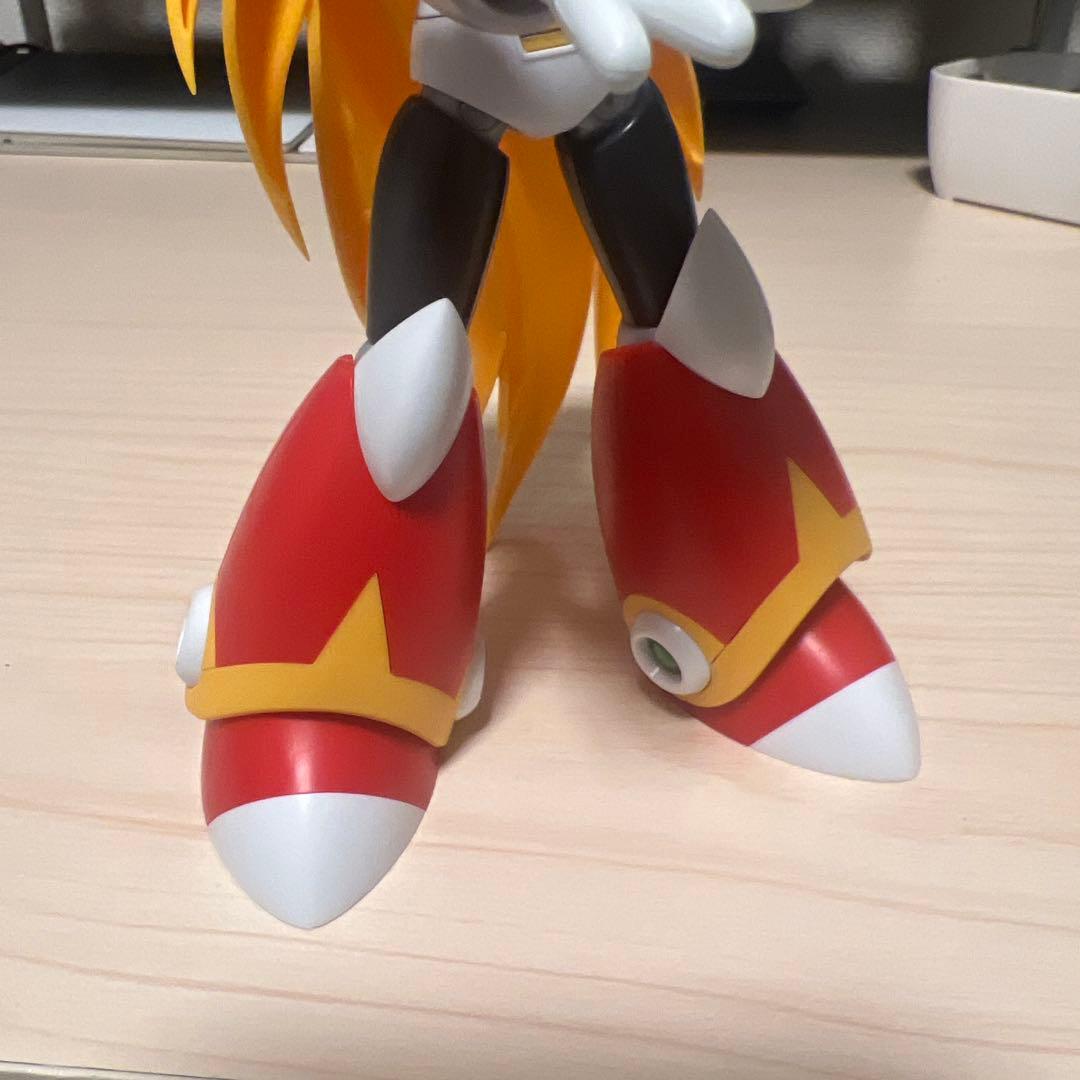 【組立済】コトブキヤ ロックマンX ゼロ プラモデル フィギュア　ZERO