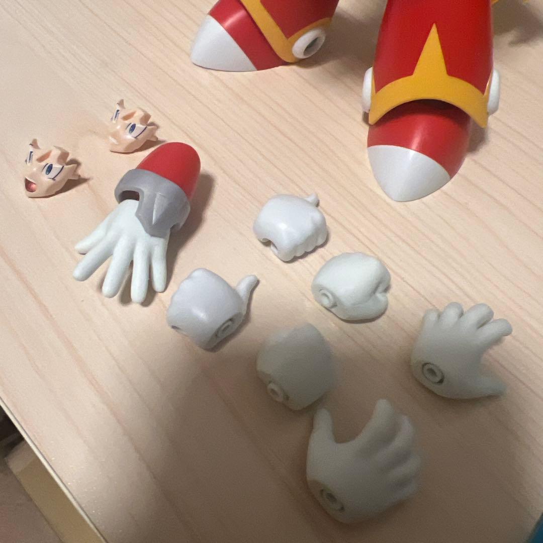 【組立済】コトブキヤ ロックマンX ゼロ プラモデル フィギュア　ZERO