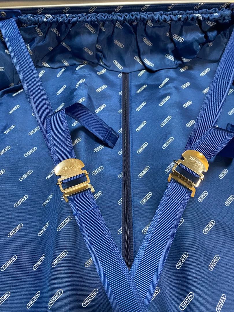 【廃盤】【レア】リモワ　RIMOWA 大型サイズ　おそらく104L