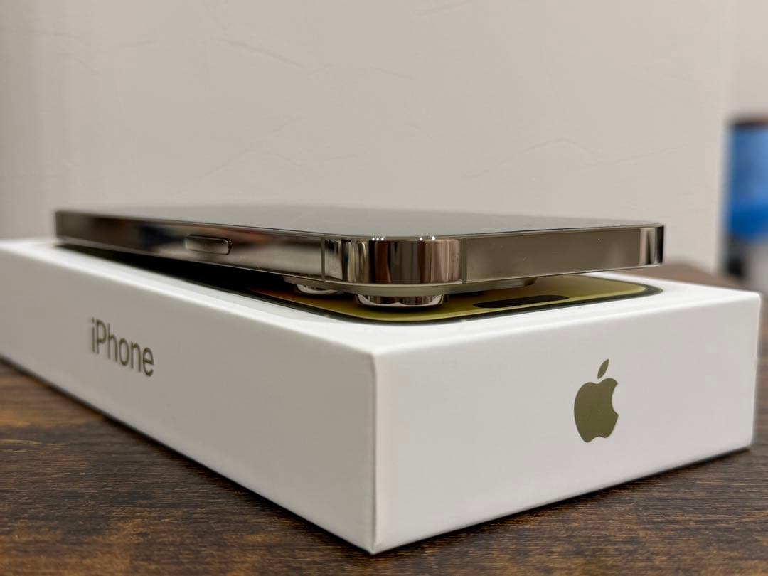 iPhone 14 Pro 512GB ゴールド SIMフリー USBケーブル付