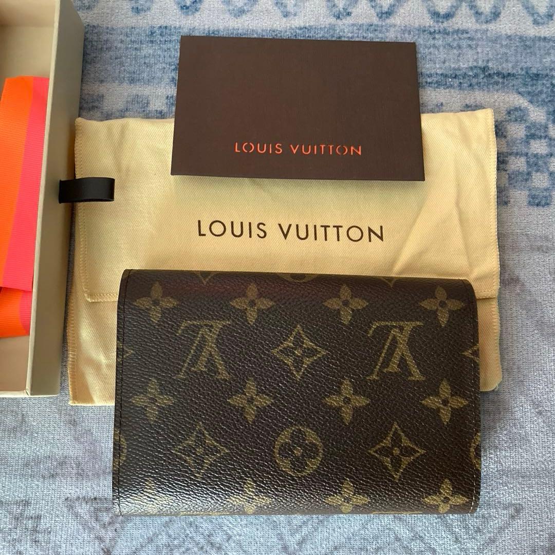 ルイヴィトン モノグラム　3つ折り　レディース財布