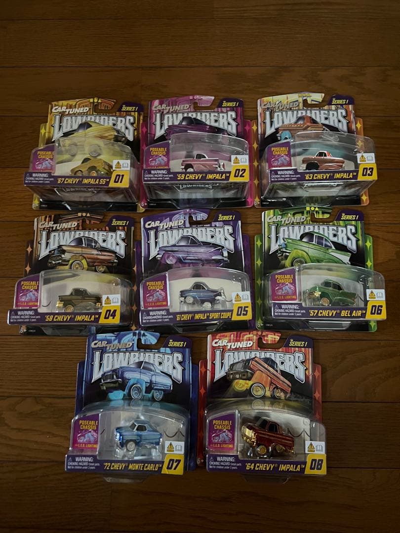 ミニカー Car Tuned Lowriders