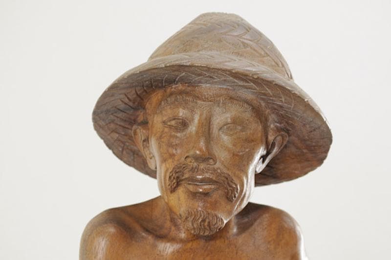 ★高級チーク無垢一本彫り 木彫『投網の男』