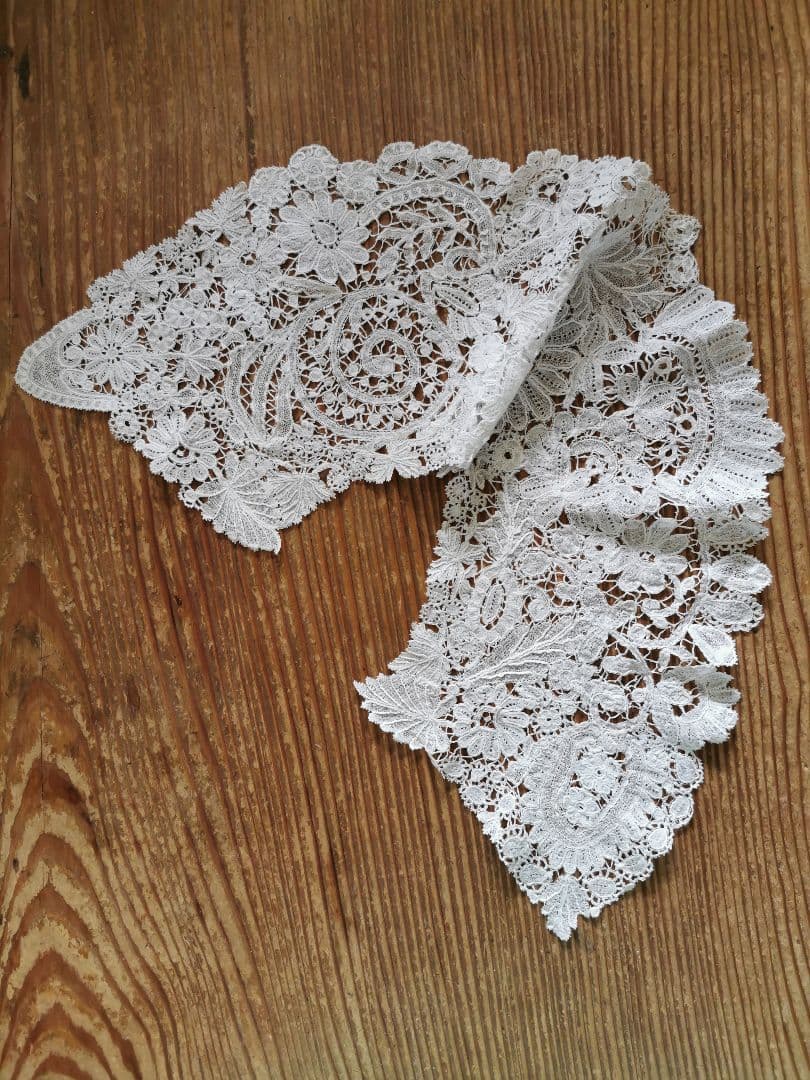 アンティークベルギー ポワンドローズ ブルージュ&デュセスレース付け襟 大型扇用