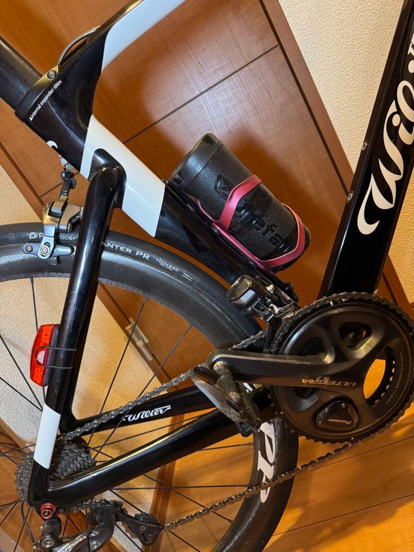 Wieler cento 1 air フレームセットとdi2