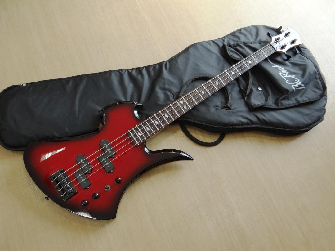 B.C.Rich MOCKINGBIRD BASS モッキンバードベース