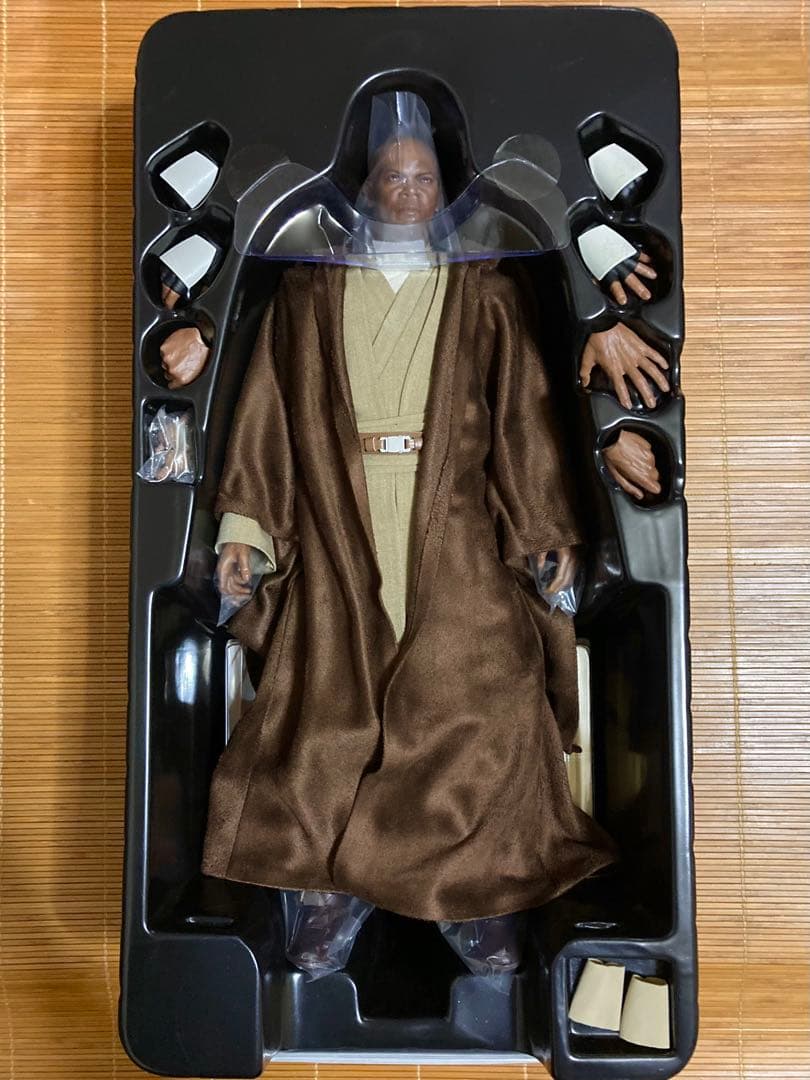 ホットトイズ スターウォーズ EP2 メイス・ウィンドゥ MMS681