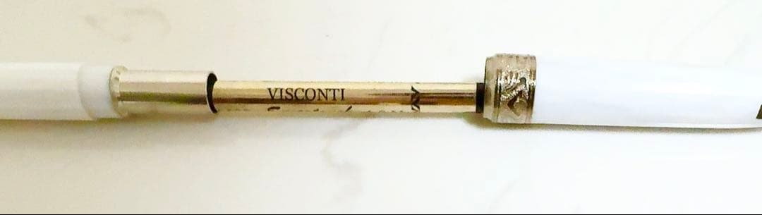 ボールペン　ヴィスコンティー　VISCONTI 白　ホワイト