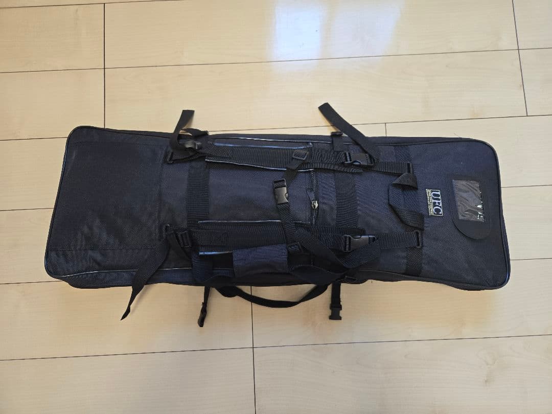 【東京マルイ】次世代AKS74U＋バック＋マガジン5本＋ベルトインサート付＋弾