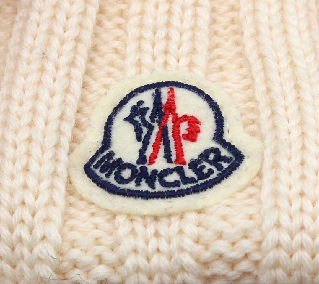 R2345 未使用!! モンクレール ファー ニット帽 アイボリー