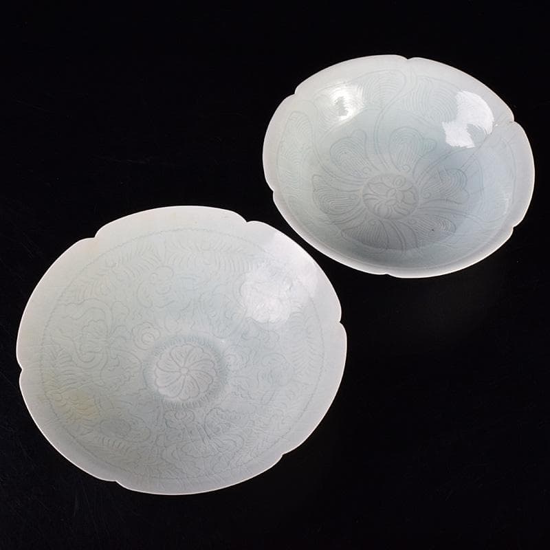 中国　影青　青白釉　陽刻　花文　輪花鉢　2点まとめて　M　R7770