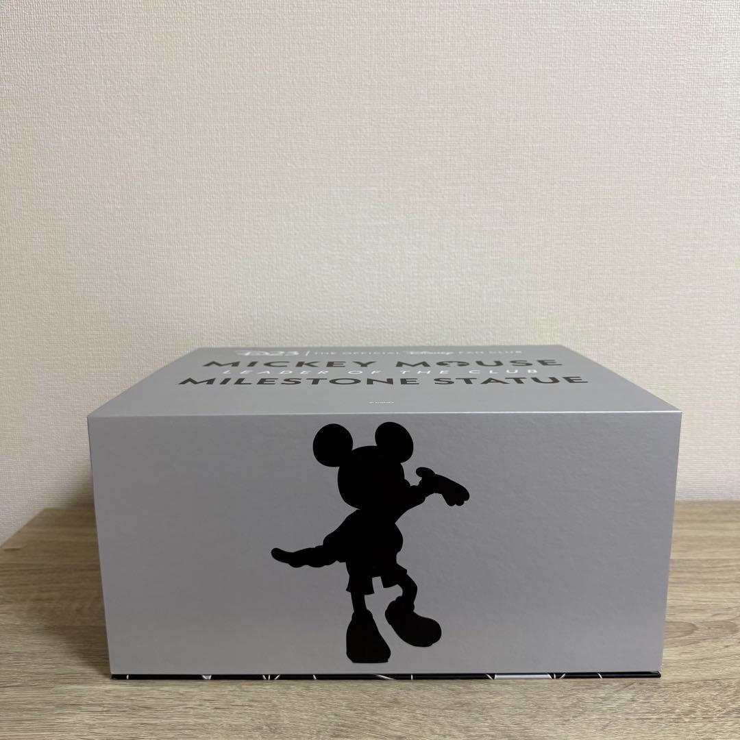 D23 ミッキーマウス マイルストーンスタチュー
