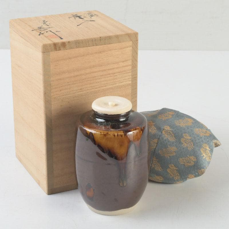 茶道具　京焼　桶谷定一作　肩衝茶入　仕覆付　共箱　V　9666