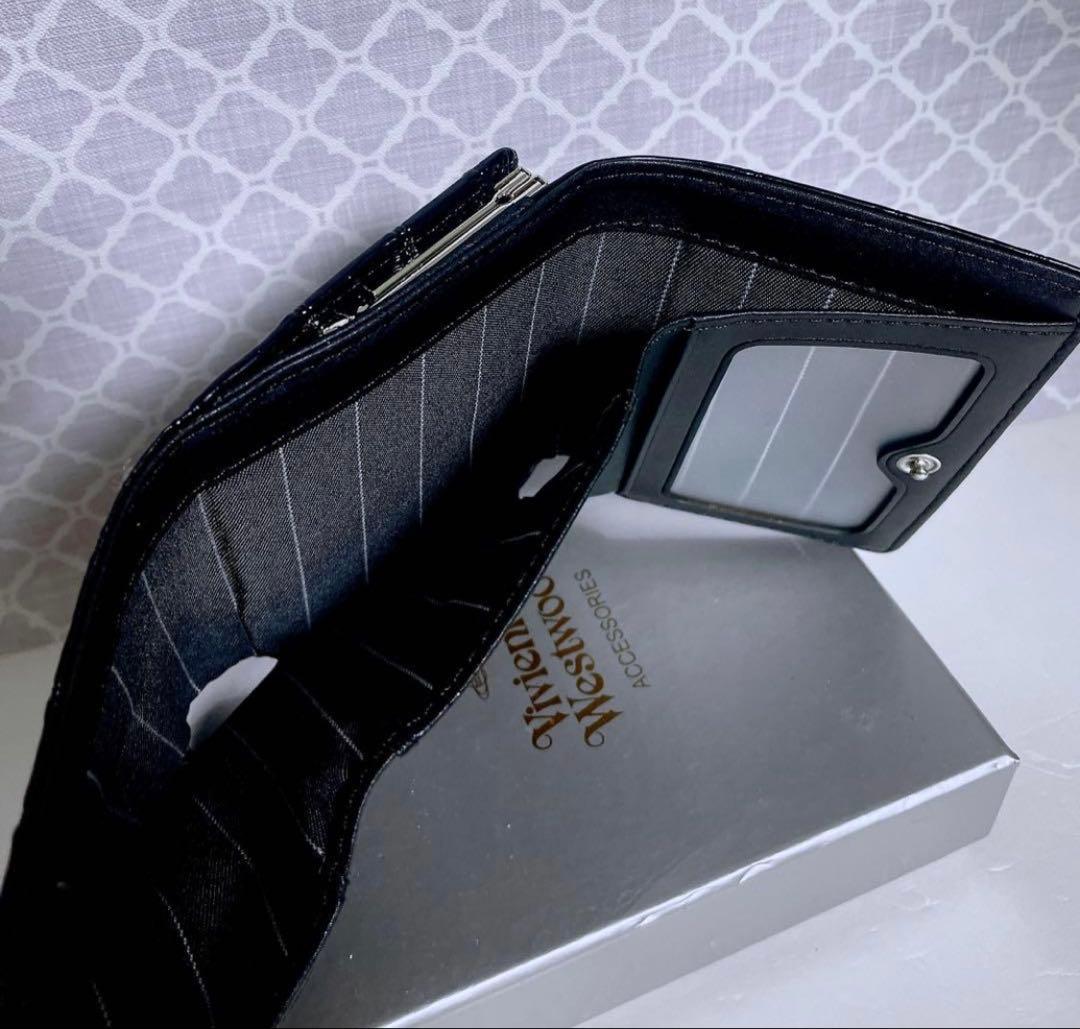 【新作☆内側に素敵な柄】新品 ヴィヴィアン・ウエストウッド 三折財布 ブラック