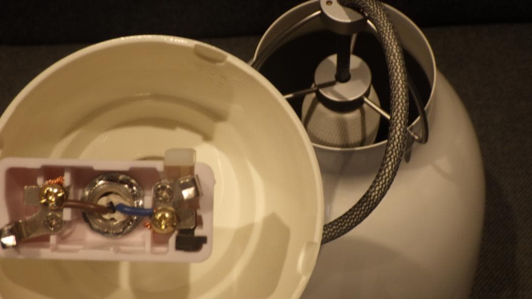 FRITZ HANSEN カラヴァッジオP2 LIGHTYEARS１