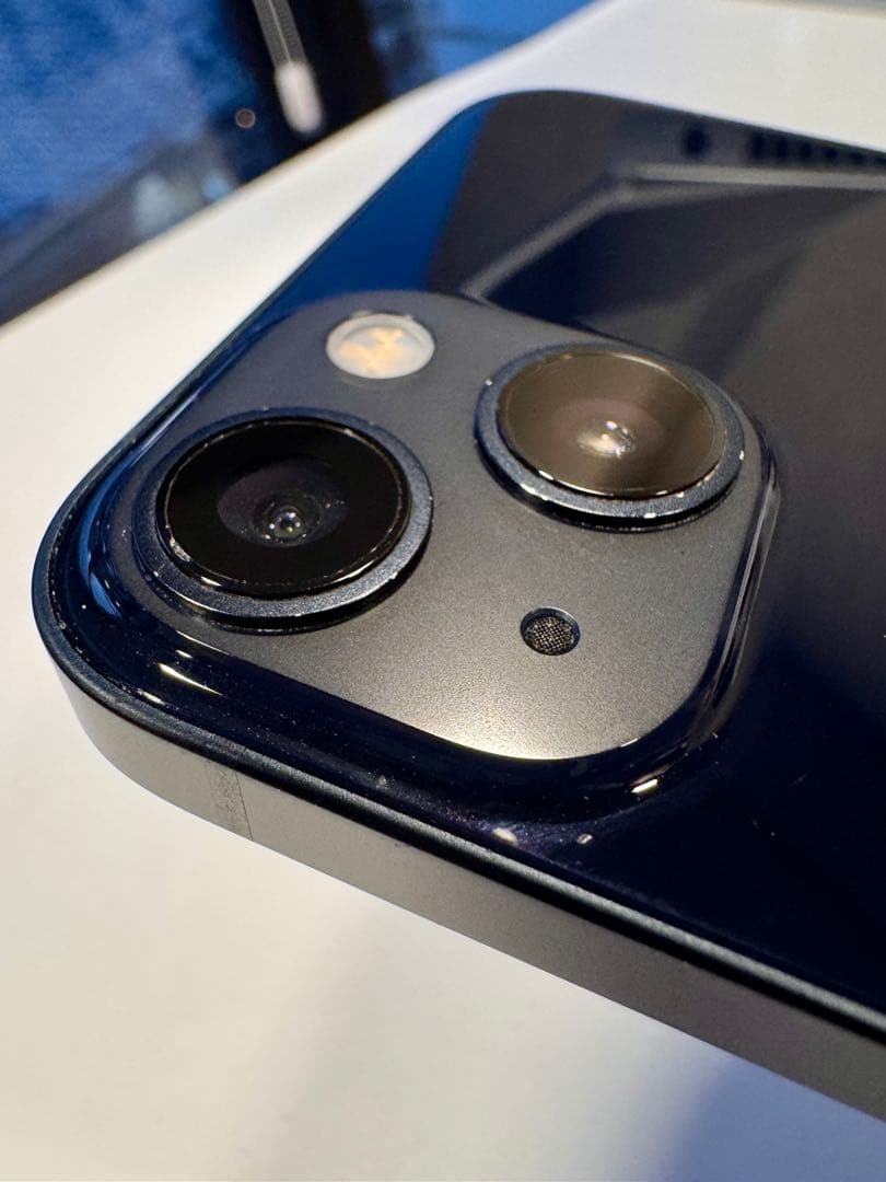 【美品】Apple iPhone 13 ミッドナイト バッテリー残量100%