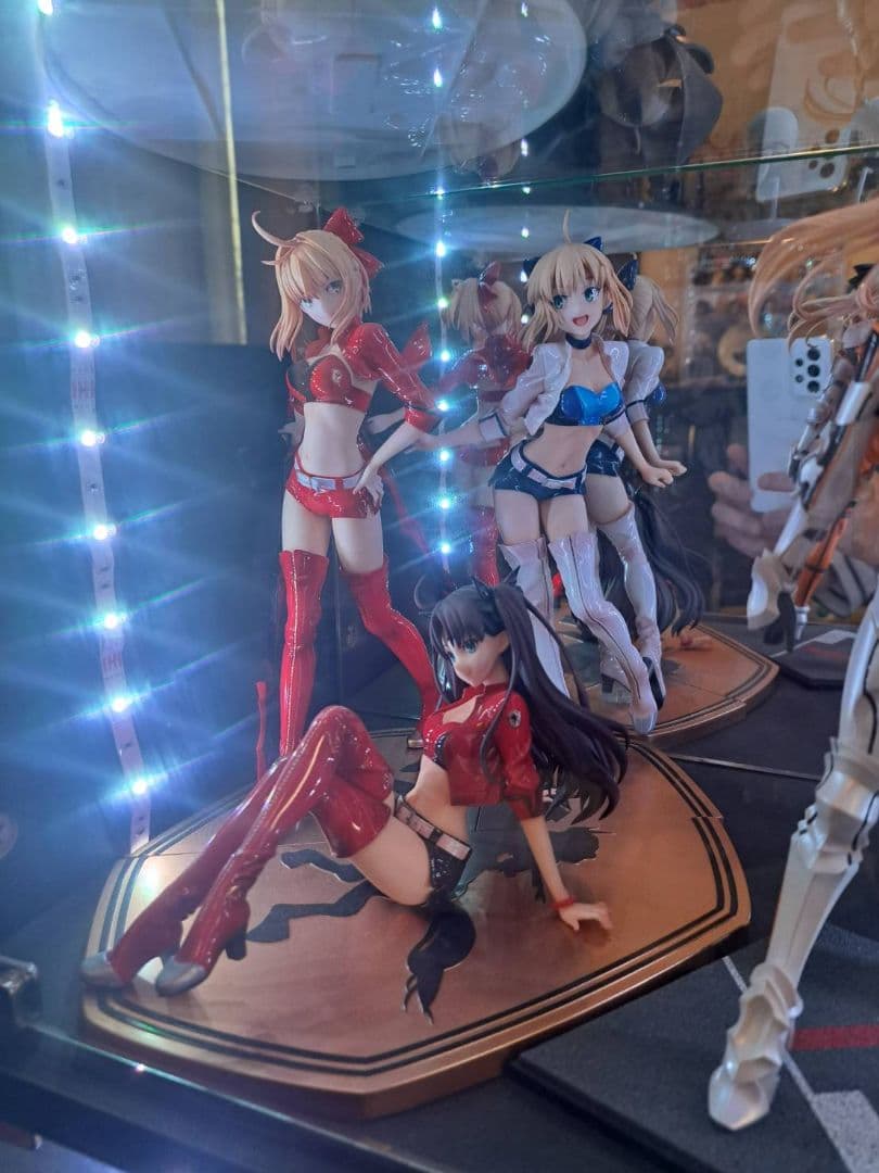 Type-moon Racing　セイバー　フィギュア