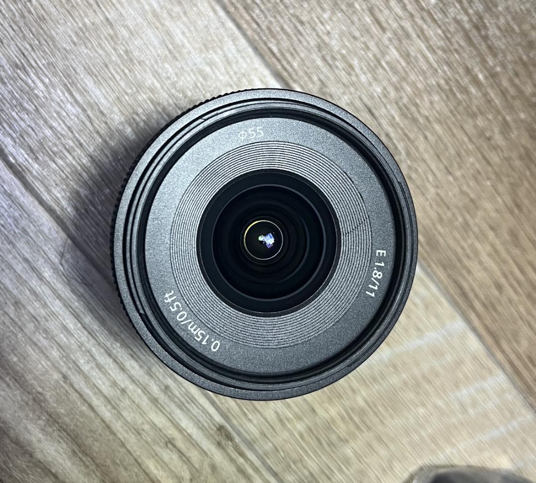 ティエス 美品　SONY E11mm F1.8(sel11f18)