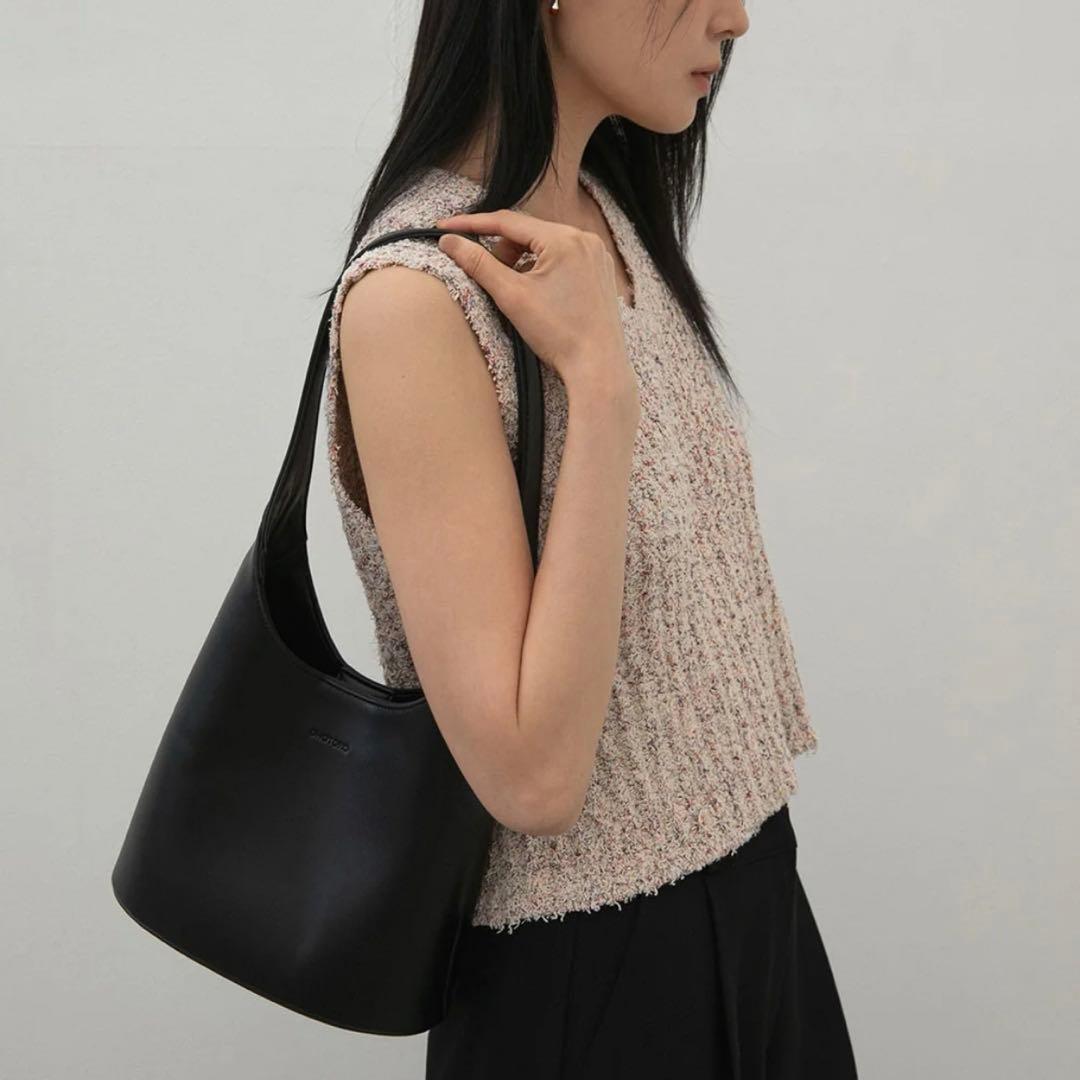 【美品】OHOTORO オオトロ Snail Bag ショルダーバッグ　ブラック