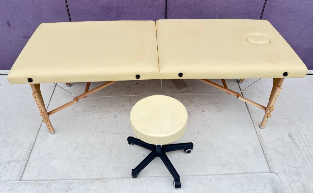 ベンチ付き折りたたみベッドほぼ未使用品