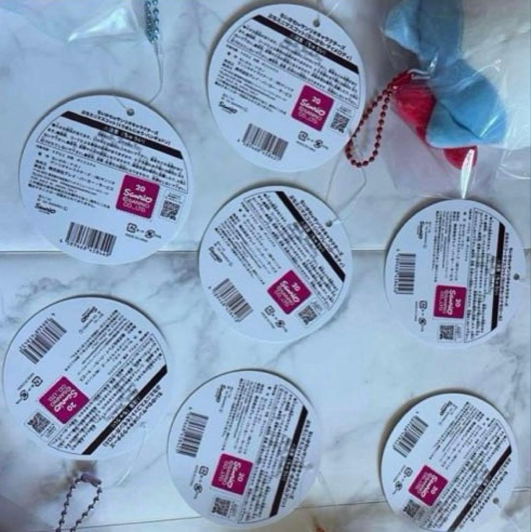 ちいかわ×サンリオキャラクターズ　ぷちミニマスコットフードマスコット全7種セット