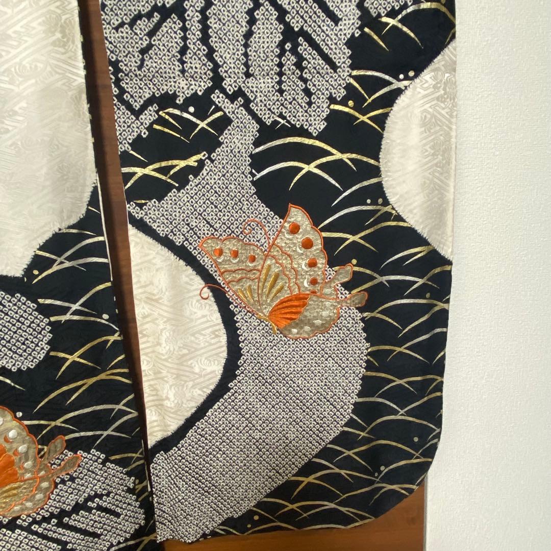 振袖 着物（帯小物有）　モノトーン　絞り　蝶・花柄　高級　成人式
