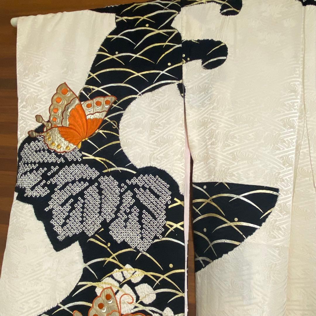振袖 着物（帯小物有）　モノトーン　絞り　蝶・花柄　高級　成人式