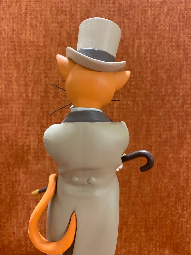 ジブリ　猫の恩返し　バロン　オルゴール