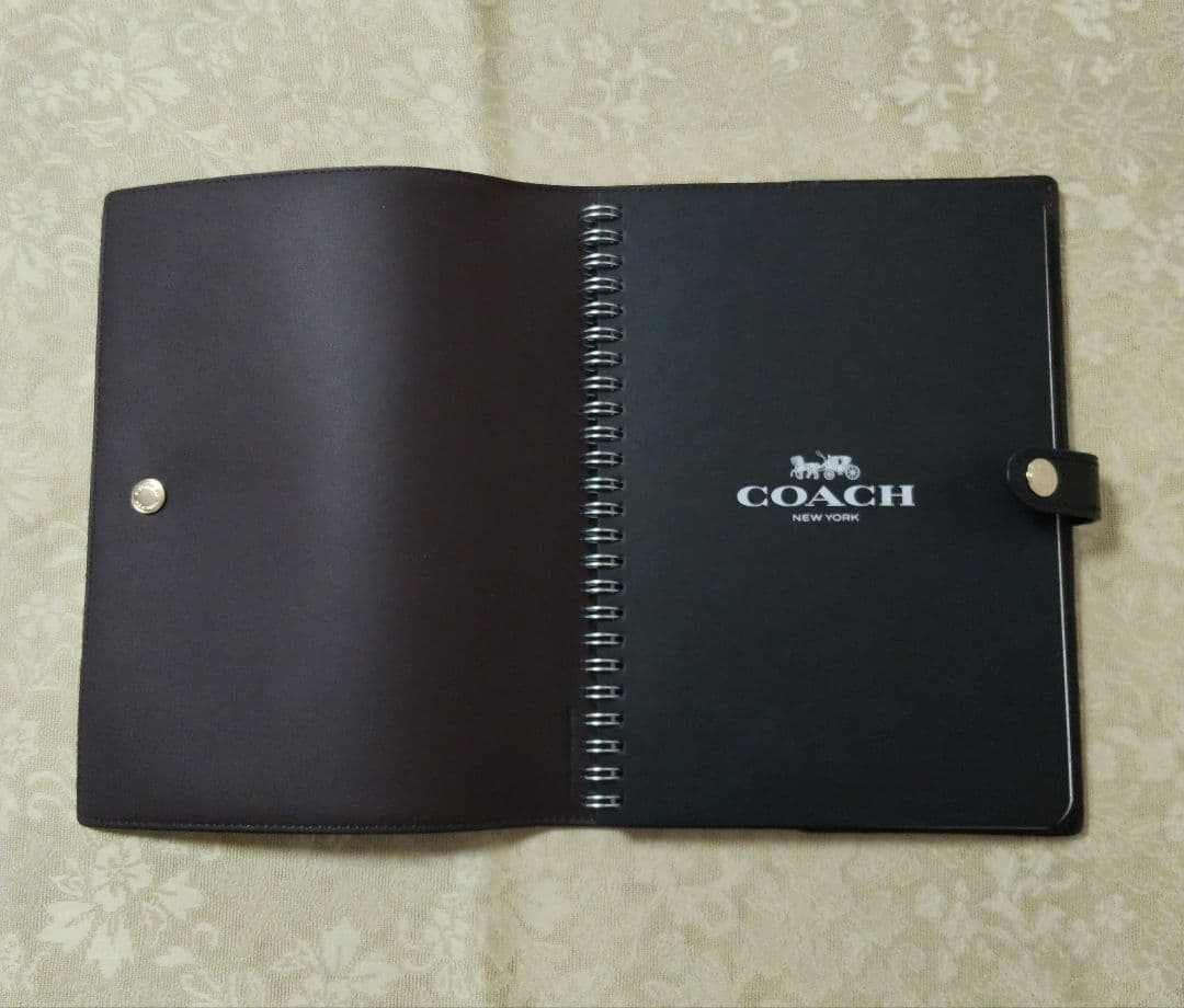 未使用 コーチ ノートカバーセット シグネチャー ダークブラウン/ブラック