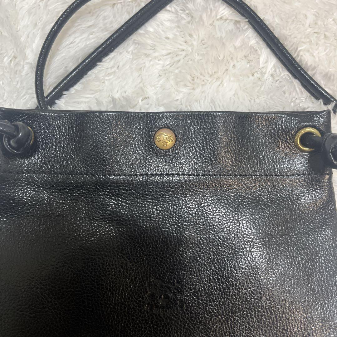 【美品】イルビゾンテ クロスボディバッグ　サコッシュ　レザー　本革　ブラック