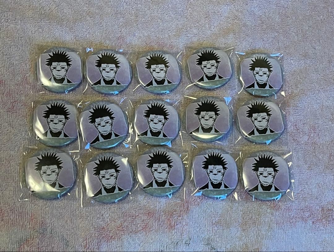 呪術廻戦 両面宿儺まとめ売り300点以上 缶バッジ多め