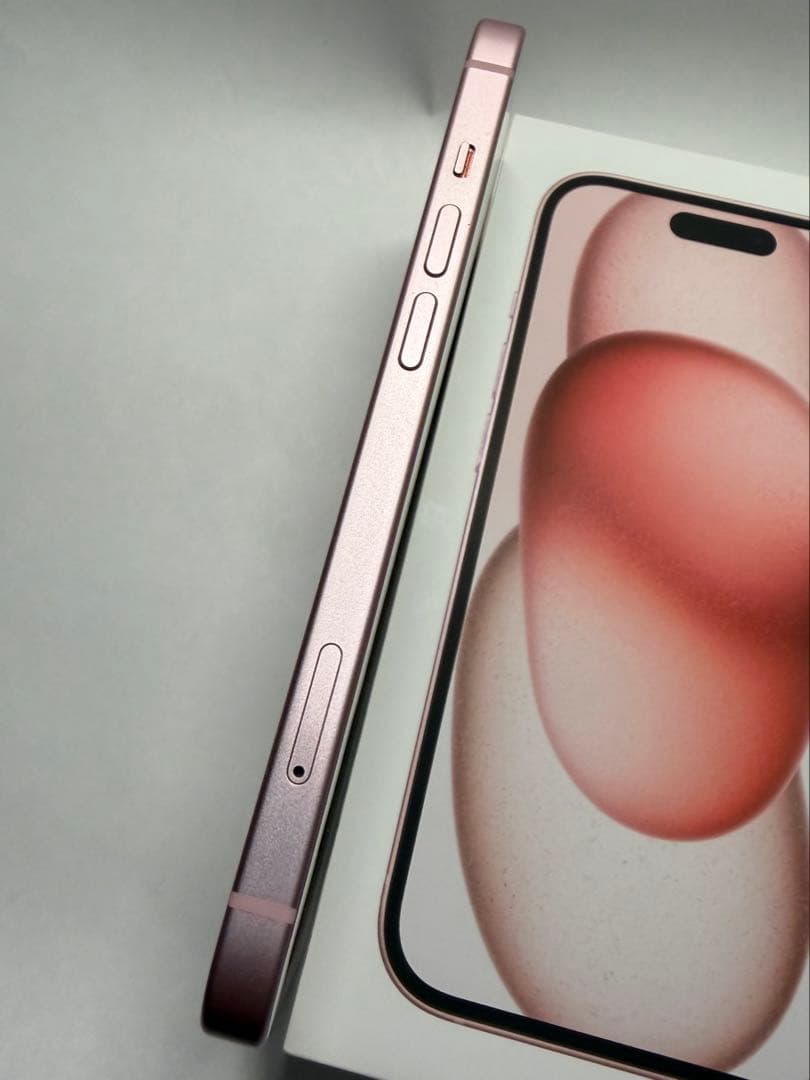 iPhone 15 ピンク 128GB SIMフリー 美品