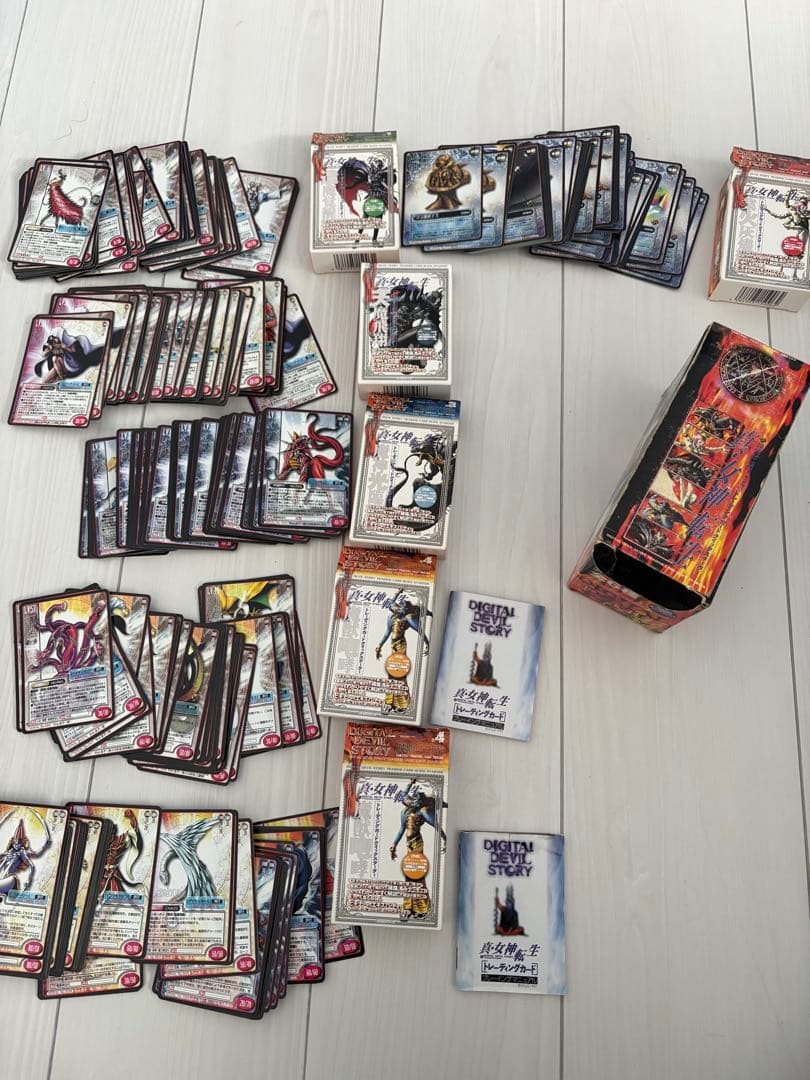 真女神転生カードまとめ売り　値下げ