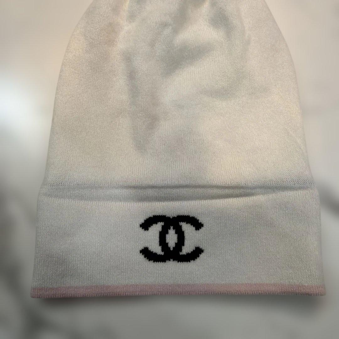 CHANEL ニット帽 ホワイト/ブラック/ピンク　百貨店購入