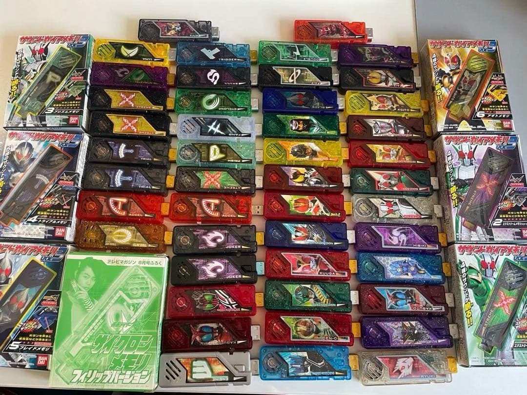 【超お得】ガイアメモリ・オーメダル