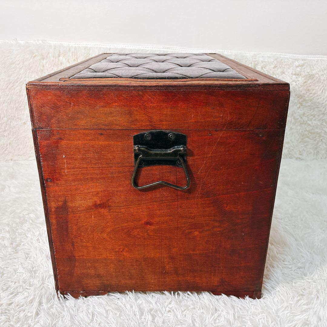 ✨送料無料✨ アンティーク スツール ボックス 収納ボックス クロコ型押し 宝箱