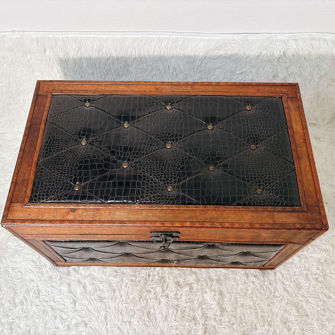 ✨送料無料✨ アンティーク スツール ボックス 収納ボックス クロコ型押し 宝箱