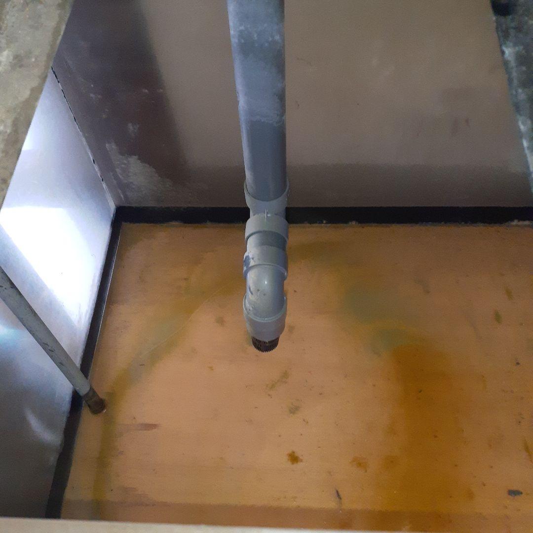 大型アクリル水槽　　　愛知県一宮市引き取り限定