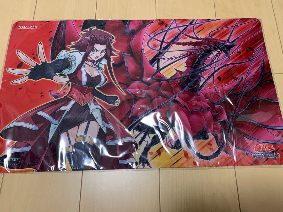 遊戯王 TSUTAYAトーナメントプレイマット 十六夜アキ 黒薔薇の破滅竜未開封