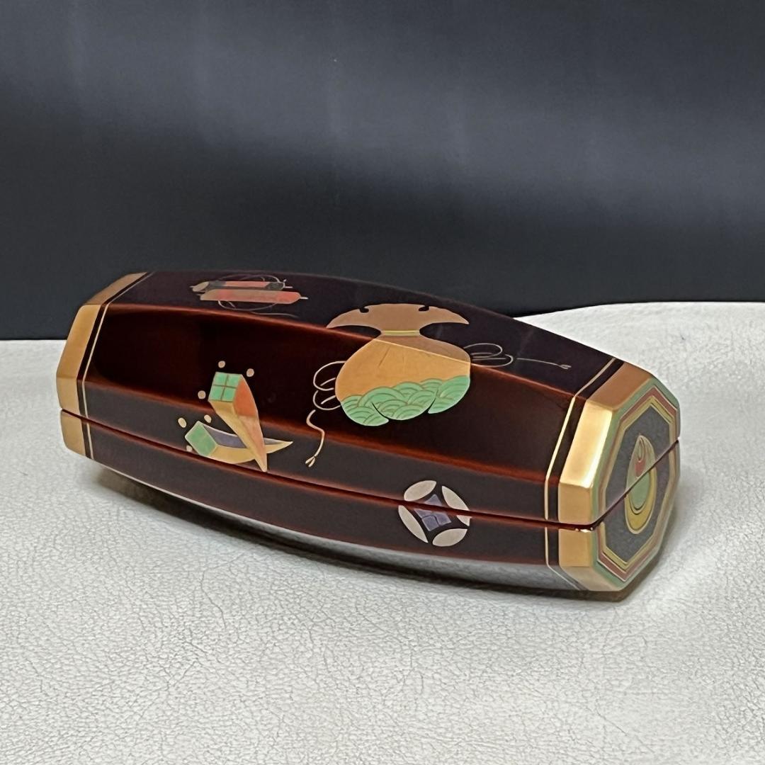 中村宗悦 溜塗 宝尽 蒔絵 ぶりぶり香合 共箱 香合 茶道具 【k3474】