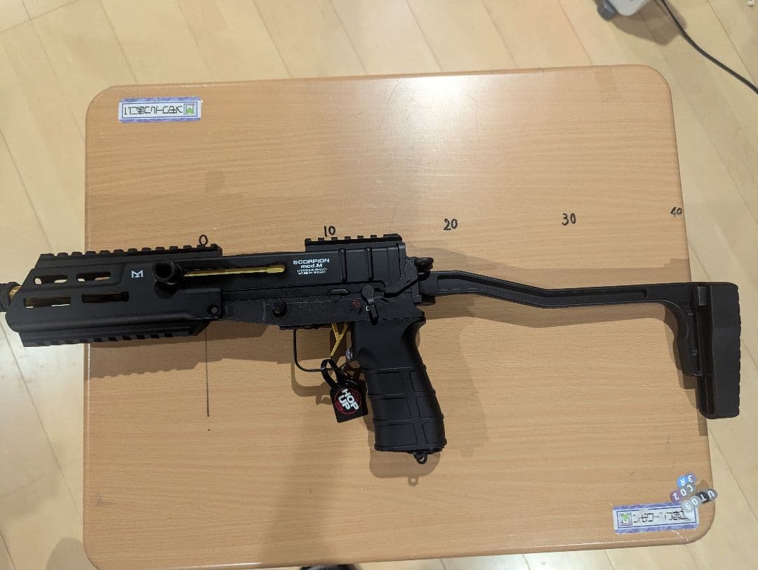 スコーピオン mod.セミフルブラック電動ガン