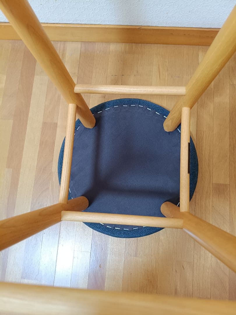 MOBLEYWORKS　スツール