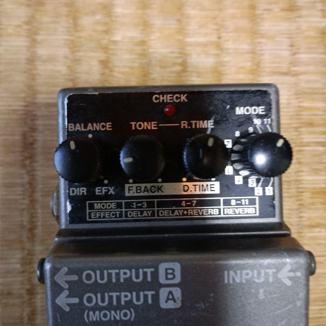 ギター BOSS Digital Reverb / Delay RV-3