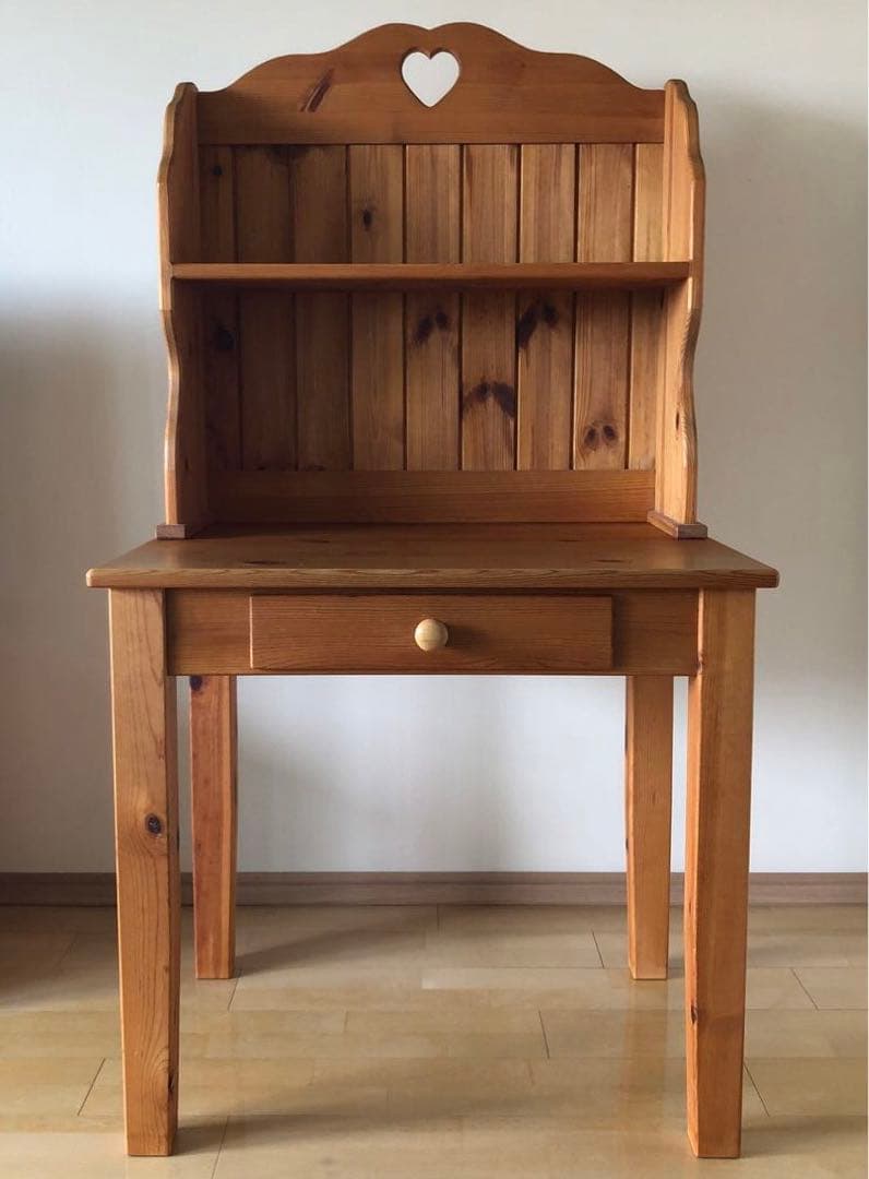 カントリー家具　本棚付きデスク